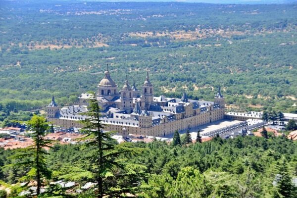 EL ESCORIAL EN COCHE PRIVADO
