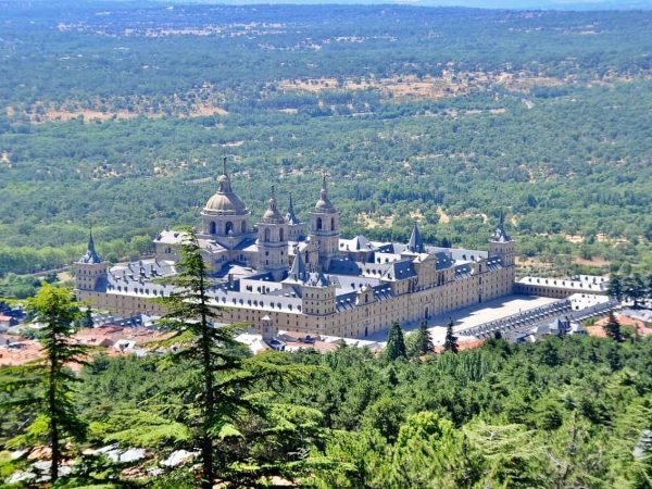 EL ESCORIAL EN COCHE PRIVADO