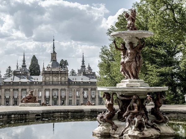 SEGOVIA Y PALACIO DE LA GRANJA EN VEHICULO PRIVADO